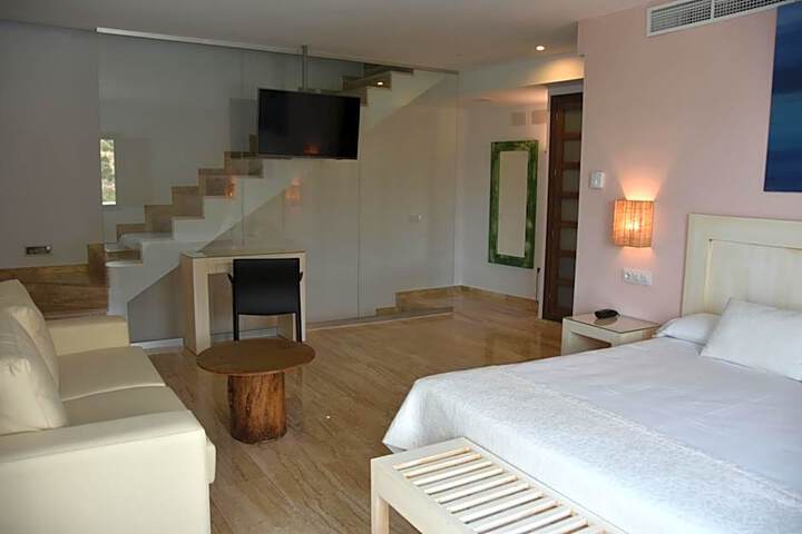 Photo 19