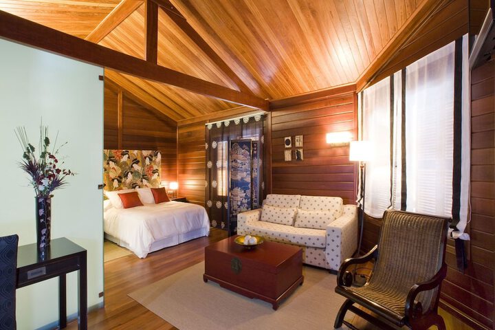 Room 5 of 54
