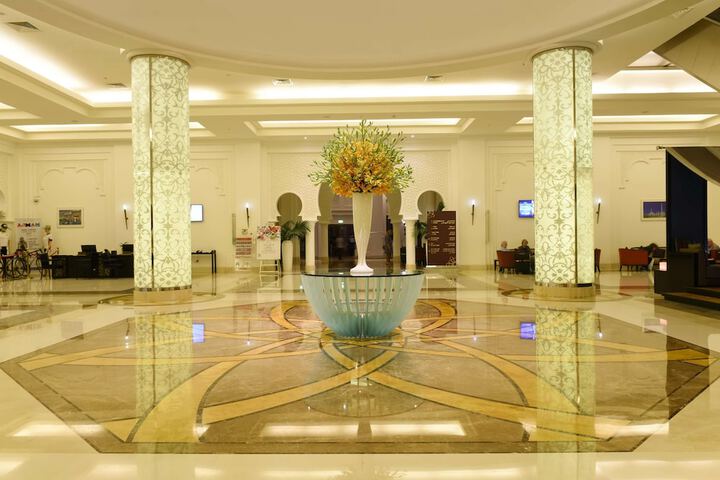 Guest Lobby
