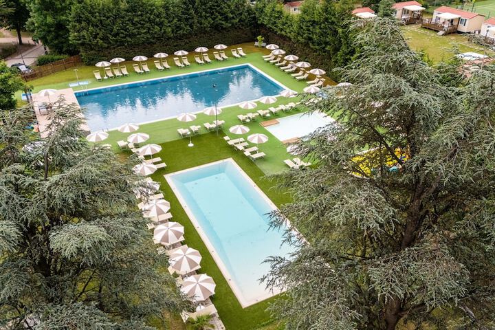 Pool 9 of 19