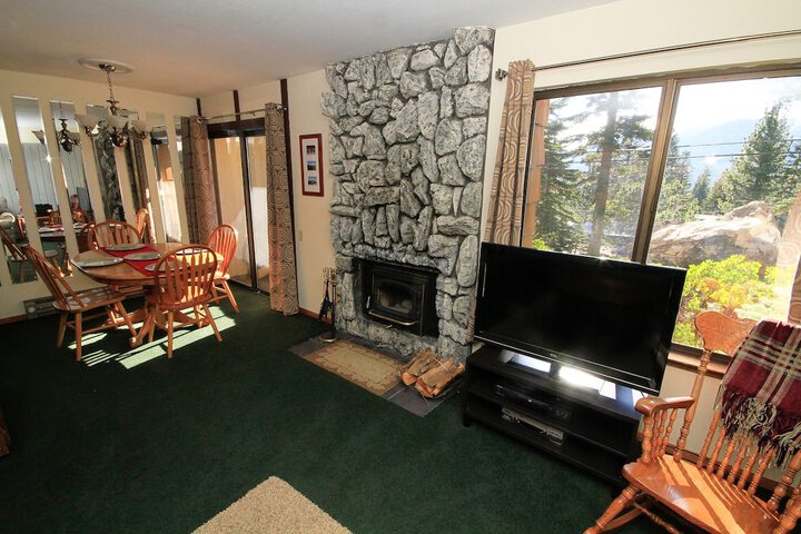 Room 2 of 35