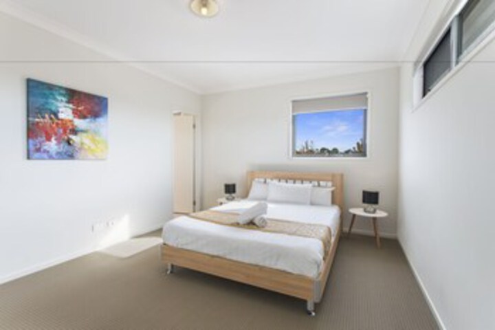 Room 16 of 23