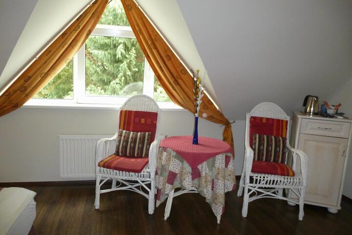 Room 20 of 96