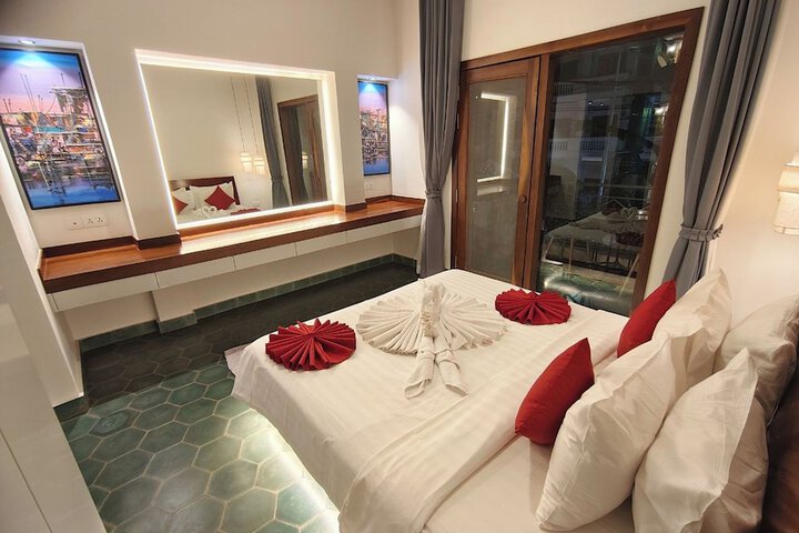 Room 70 of 183