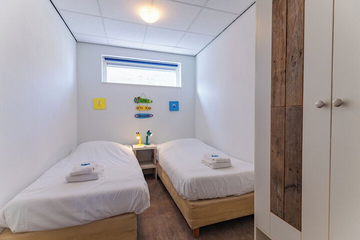 Room 46 of 144