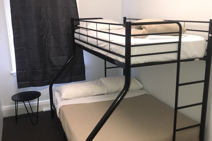 Room 8 of 35
