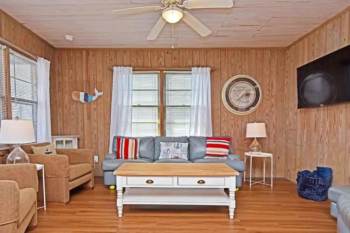 Room 2 of 12