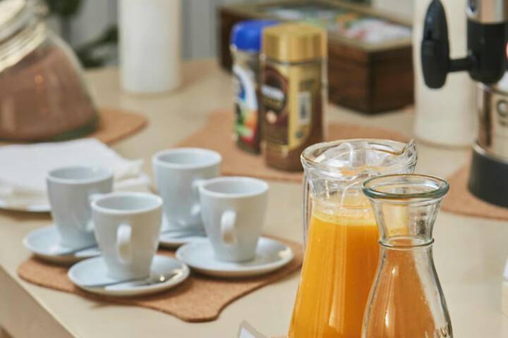 Breakfast/Coffee Service 27 of 41