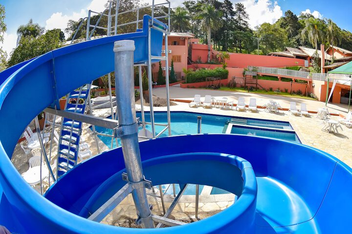 Pools & Facilities