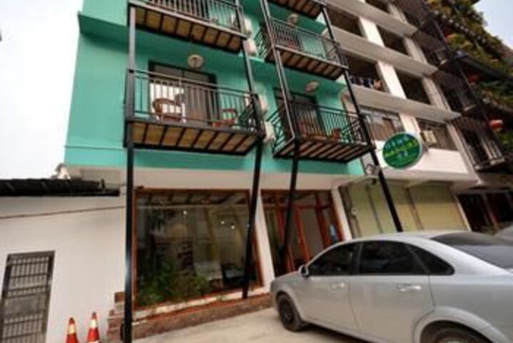 Hotel 2 of 31