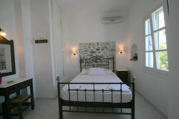 Room 14 of 47