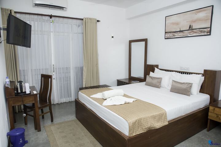 Room 20 of 76
