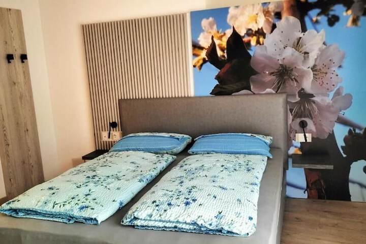 Room 14 of 27