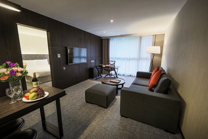 Room 31 of 65