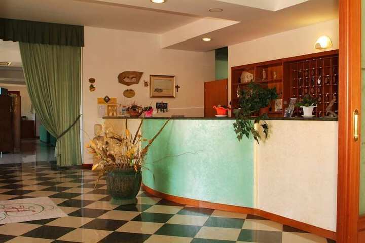 Hotel Interior 4 of 45