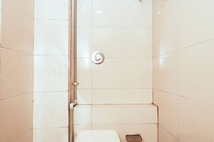 Room 18 of 24