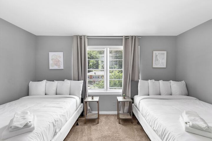 Room 3 of 41