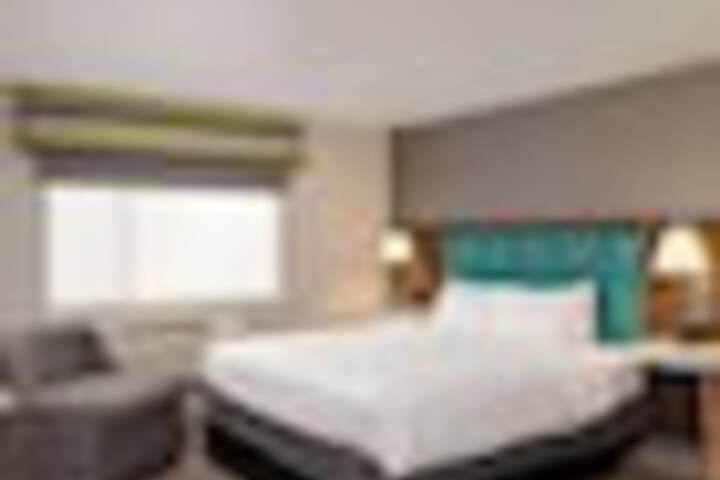 Room 56 of 261