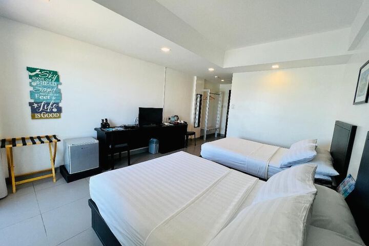 Room 4 of 21