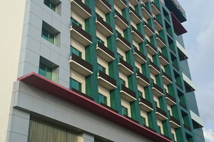 Hotel 33 of 34