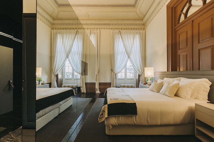 Room 45 of 147