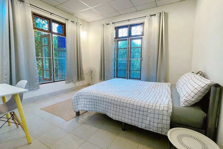 Room 6 of 64