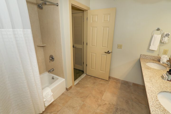 Room 95 of 126