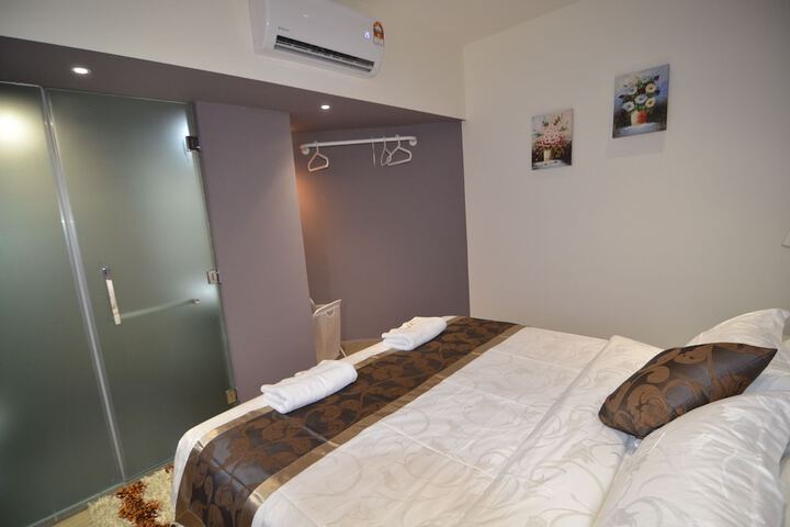 Room 40 of 63
