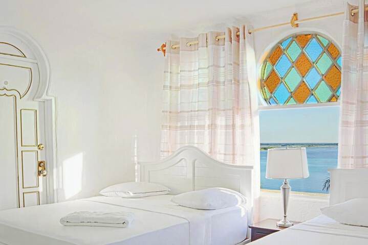 Room 9 of 41
