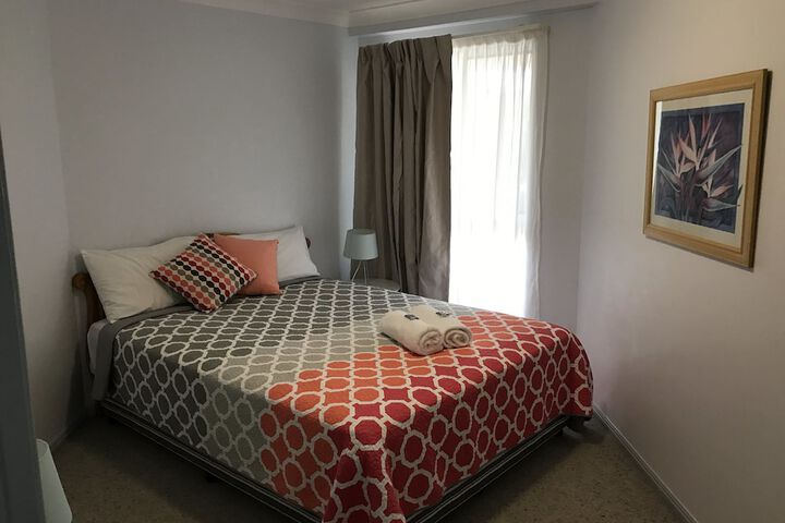 Room 2 of 161