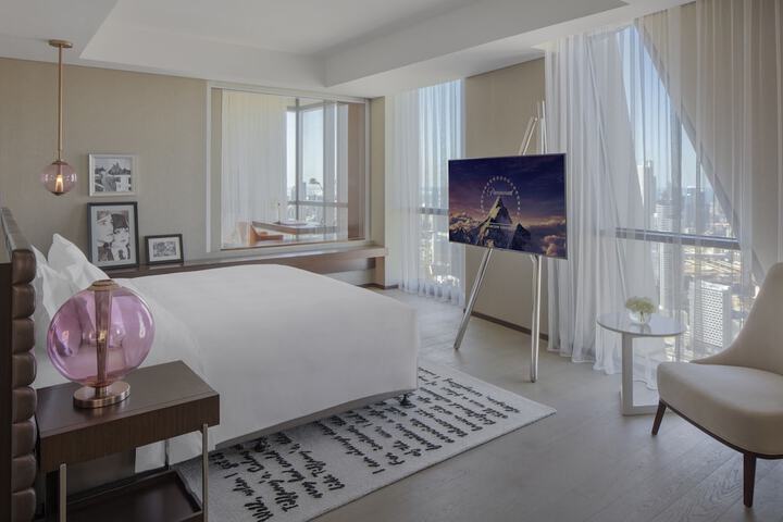 Room 21 of 99