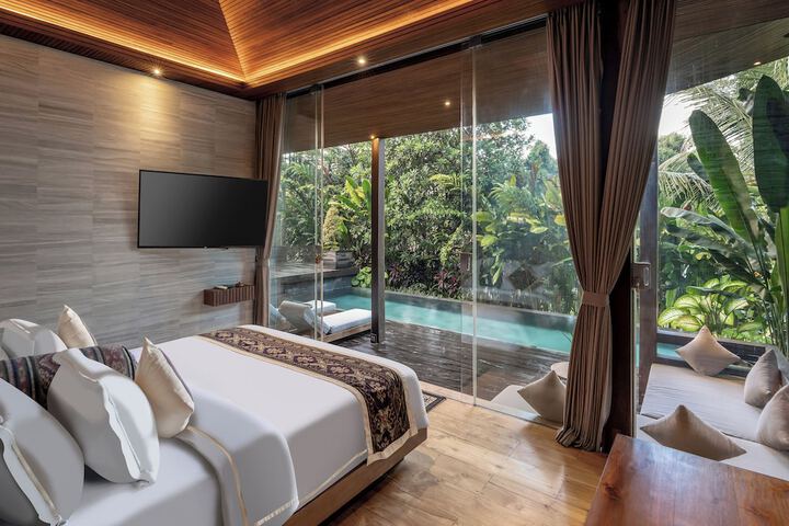 Room 53 of 189