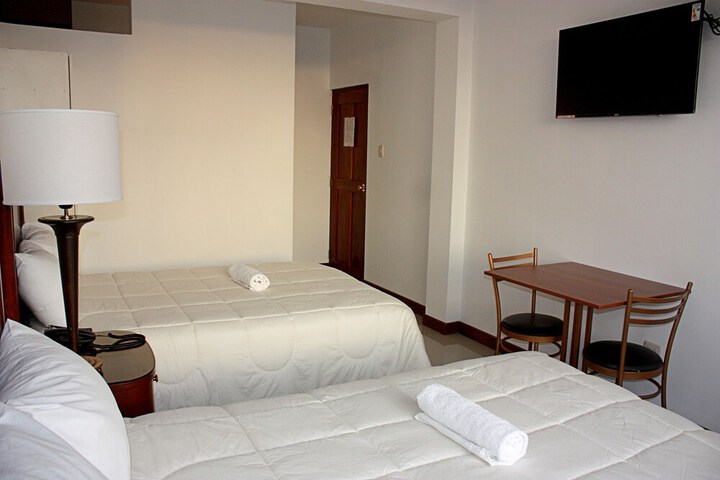 Room 17 of 34