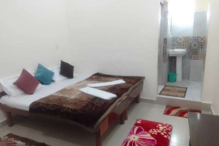 Room 7 of 20
