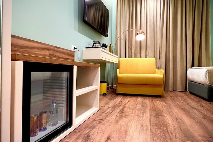 Room 15 of 26