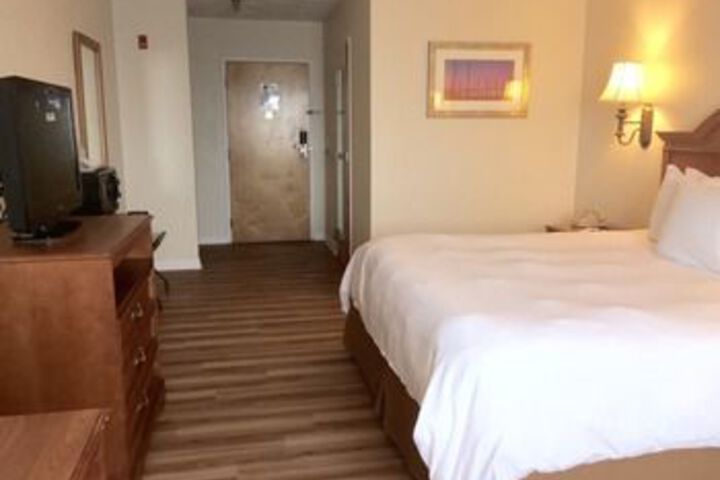 Room 14 of 24