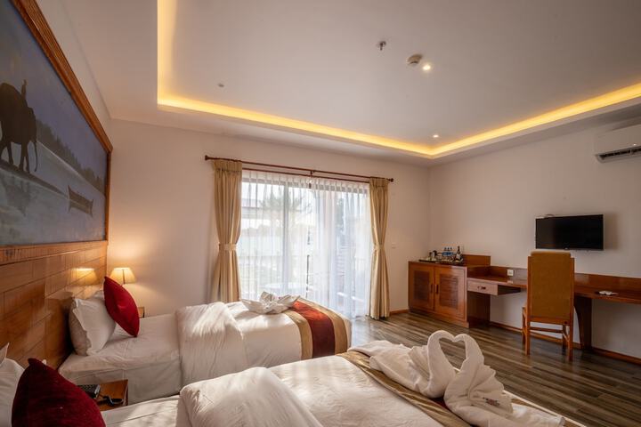 Room 10 of 96