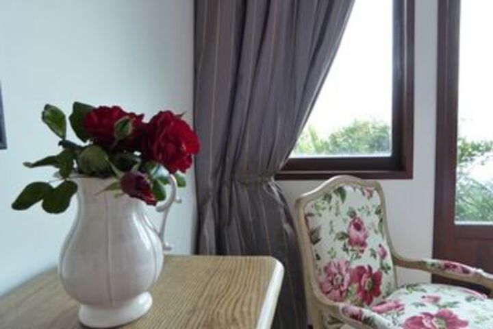 Room 17 of 48