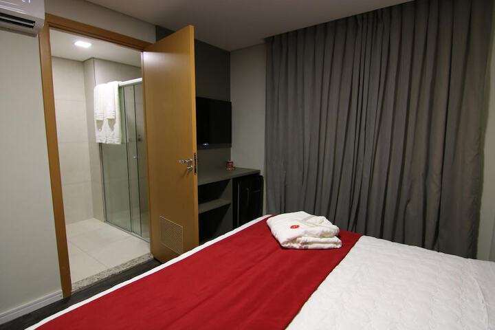 Room 13 of 48
