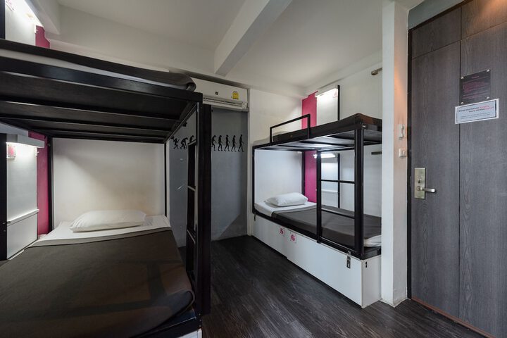 Room 22 of 61