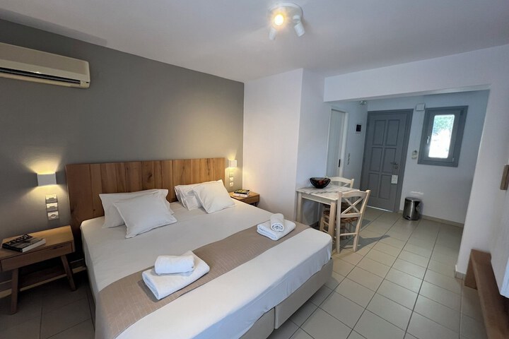 Room 47 of 125