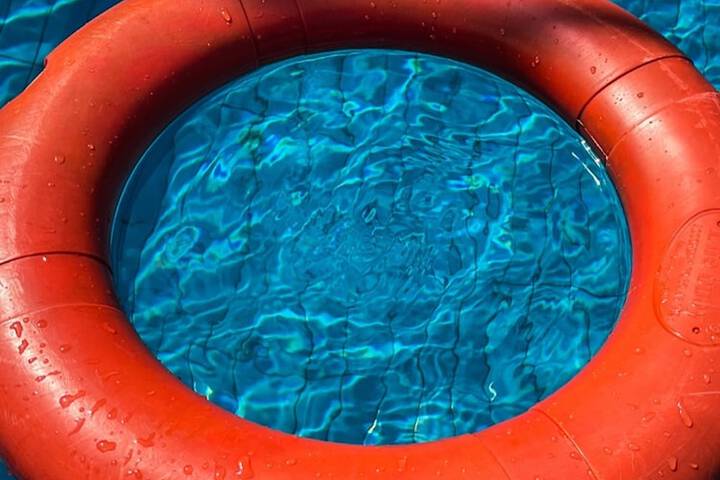 Pool 37 of 51