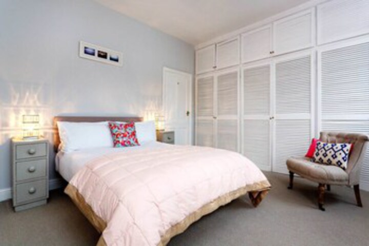 Room 17 of 24