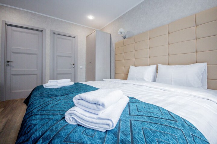 Room 3 of 48