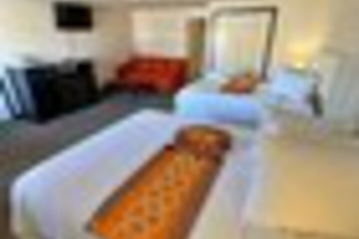 Room 125 of 207