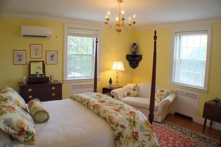 Room 2 of 25
