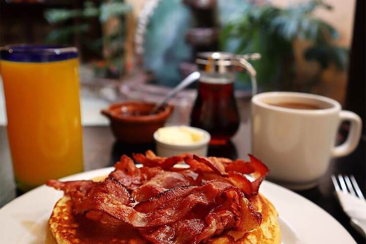 Breakfast/Coffee Service 31 of 37