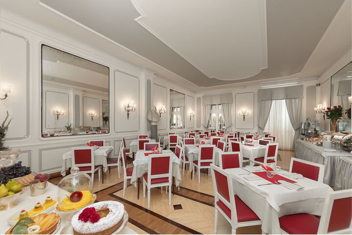 Dining 68 of 83