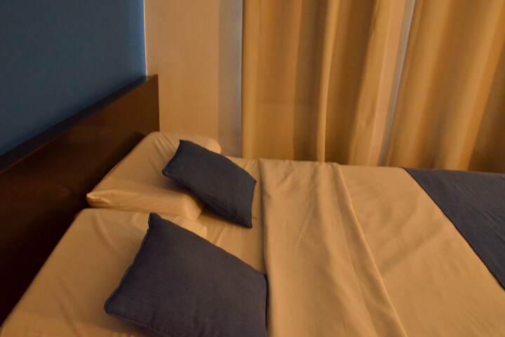 Room 36 of 60