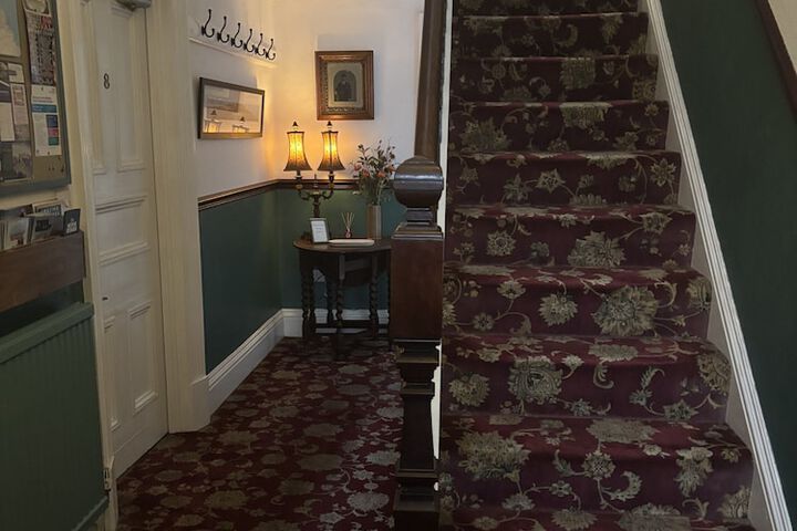 Entrance & Lobby